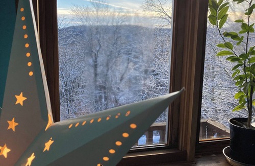 Sainte-Agathe-des-Monts Ski Chalet | Oasis of family comfort and peace in the heart of forested ski country