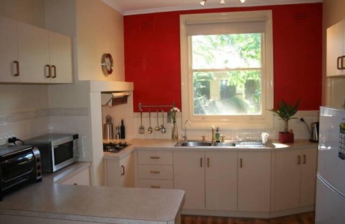 Hahndorf Cottage | Oats Cottage - Central Hahndorf