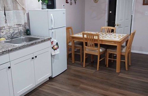 Reddick Apartment | Ocala-Reddick Studio Apartment on gated horse farm - Pets welcome