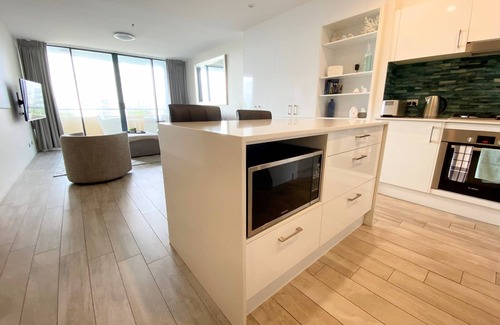 Sydney Apartment | Ocean View, Lift Access 510 Opposite North Cronulla Beach