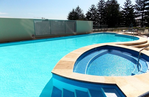 Sydney Apartment | Ocean View, Lift Access 510 Opposite North Cronulla Beach
