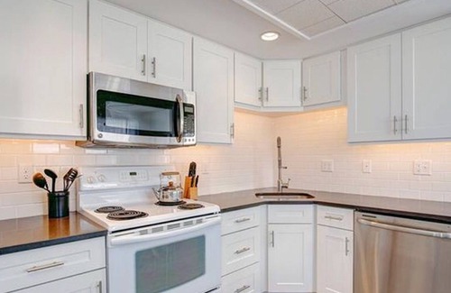 Beach Haven Terrace House | Ocean Block - One off the BEACH