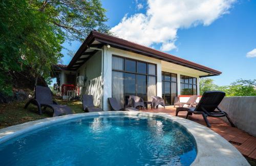 Playa Hermosa Villa | Ocean Breath Villa at Villas Sol Resort