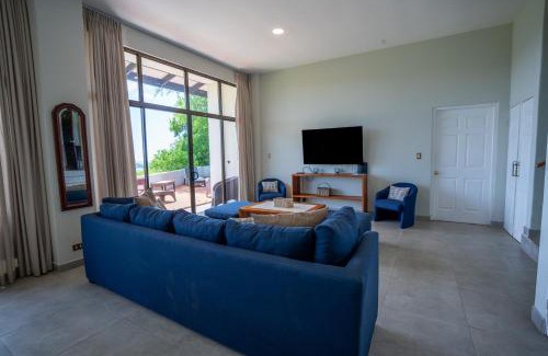 Playa Hermosa Villa | Ocean Breath Villa at Villas Sol Resort