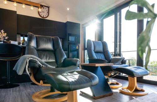Bicheno House | Ocean breeze homestays 1