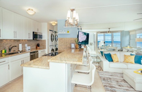 Kaimuki Condo | Ocean & Diamond Head Views Condo by Waikiki Beach at Diamond Head Vista