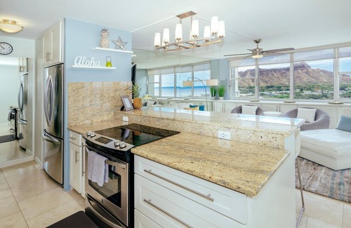 Kaimuki Condo | Ocean & Diamond Head Views Condo by Waikiki Beach at Diamond Head Vista