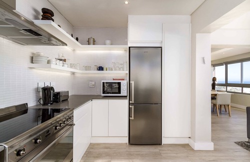 Sea Point Apartment | Ocean Front Apartment w/Sea Views (Pleasant Ways)