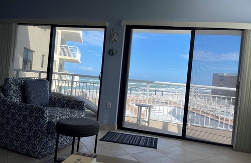 New Smyrna Beach Condo | Ocean Front Condo with a spacious balcony