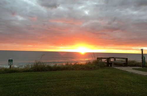 Central Beach Condo | Ocean Front Oasis in Vero Beach with Stunning Sunrise Views