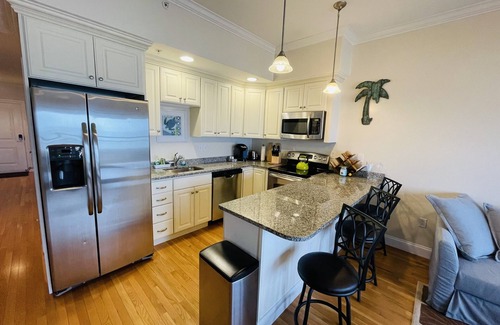 Hampton Condo | Ocean Front Pent House Beautiful Beach View Full Furnished Family Vacation Condo