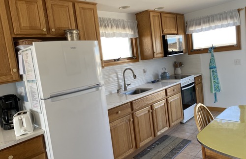 North Truro Cottage | Ocean Front, Private Beach, Freestanding Cottage, Awesome Views Of Cape Cod Bay