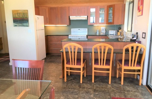 Timber Cove House | Ocean Hideaway: Your Romantic And Private Oceanfront Retreat!
