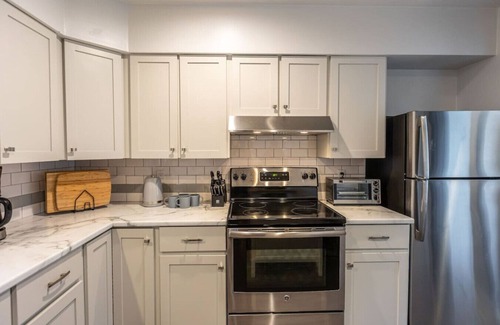 Regional District of Nanaimo House | Ocean Lookout Vacation Home