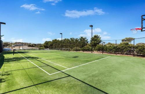 St. Andrews Beach House | Ocean Luxe Retreat Pool Tennis Court Beachside