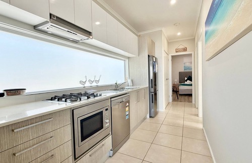 Caves Beach Villa | Ocean Mist at Caves Beach Villas