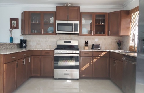 George Town Villa | Ocean Mist Villa