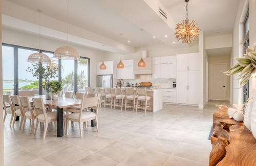 Tar Bay Villa | Ocean Oasis Villa - Luxury Villa + Full Concierge!
