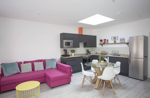 Worthing Apartment | Ocean's 12a Shelley Lofts