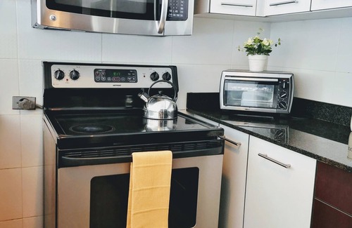 Panama City Apartment | Ocean/Skyline Views, Fully Furnished Apartment, Iconic location, Ave Balboa