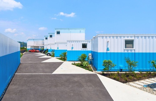 Himi Cabin | ocean standard/Himi Toyama