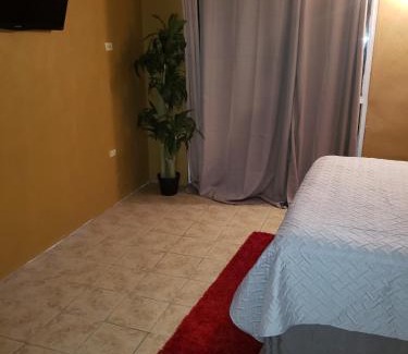Gordon Town Apartment | Ocean View - 1Bedroom overlooking the sea