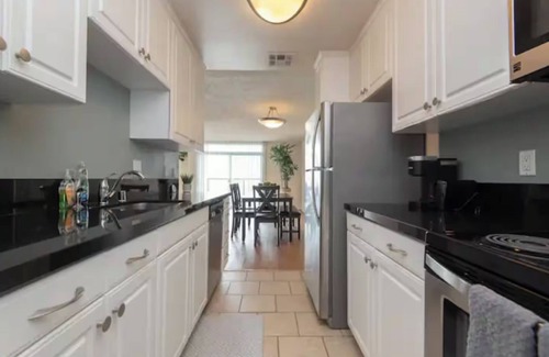 Silver Strand Apartment | Ocean-View 2-Bedroom Apartment with WiFi and AC in Serene Marina del Rey