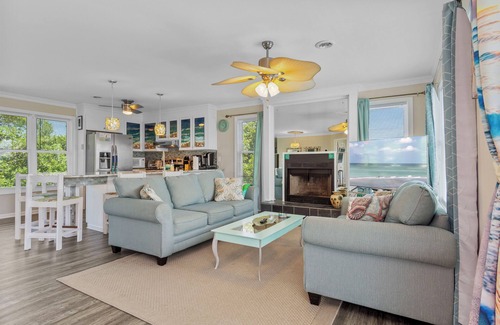 Emerald Isle House | Ocean View 3BR w/Pool, Game Room & Decks – Short Walk to Beach!
