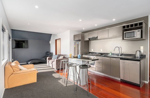 Tairua House | Ocean View Beach Beauty - Tairua Holiday Home