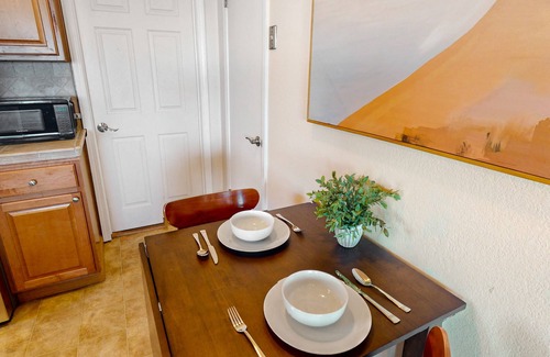 Seaside House | Ocean-view home in great location with backyard deck, grill, streaming, & W/D