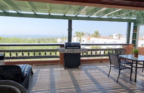 El Tezal House | Ocean View House in Gated Community