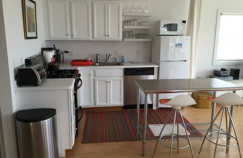 Montauk Cottage | Ocean View Modern Cottage —Walk to Town, Beach Pass Included.
