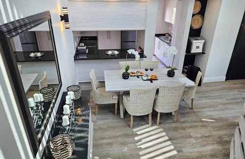 Ballito Apartment | Ocean-View Penthouse | Hot Tub | Spa | Patio