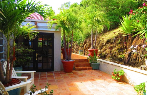 Peterborg Villa | Ocean View Villa & Cottage located 5 minutes from Megans Bay with Cocktail Pool