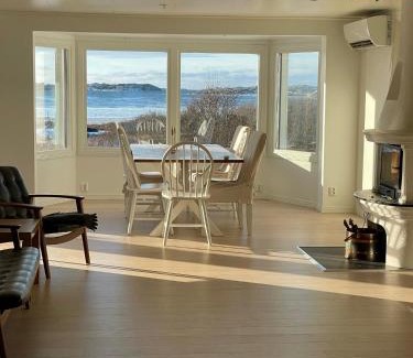 Tjorn Villa | Ocean view Villa Säby Tjörn