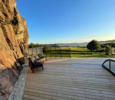 Tjorn Villa | Ocean view Villa Säby Tjörn