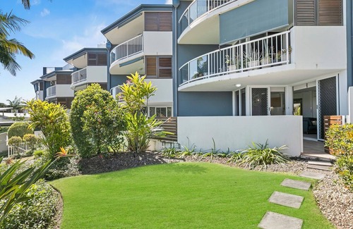 Alexandra Headland Apartment | Ocean Vista on Alex 2 Bedroom Apartment