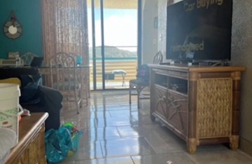 Bolongo Bay Condo | Oceanfront 2 bedroom/2bath in beautiful Bolongo Bay