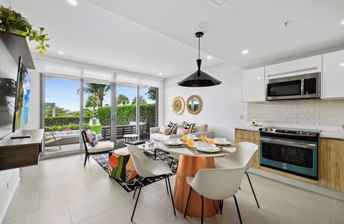 Noord Condo | Oceanfront Amazing Aruba Condo with private Hot Tub