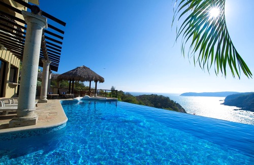 Santa Maria Huatulco Villa | Oceanfront Beach View Villa on Violin Bay near Santa Cruz