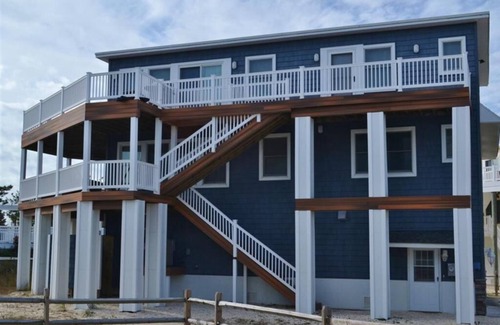 North Beach House | Oceanfront. Beach Badges/Equipment. WiFi. Decks. Hot Tub. Outdoor Shower. 140069
