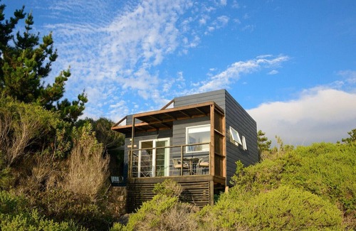 Tunquen Apartment | Oceanfront Cabin Estudio Roca