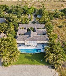 Barra de Colotepec Villa | Oceanfront Casa Rhino