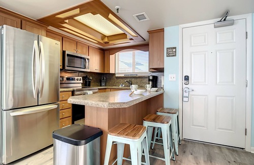Horton Shores Condo | Oceanfront Condo - Beach, Pool & Steps to Flagler Ave