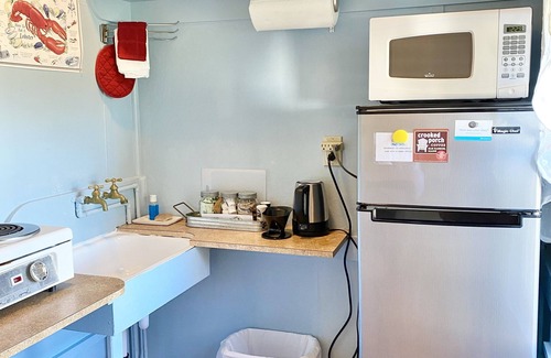Salsbury Cove Cottage | Oceanfront Cottage at Acadia National Park, Bar Harbor/Rusticator Cottage