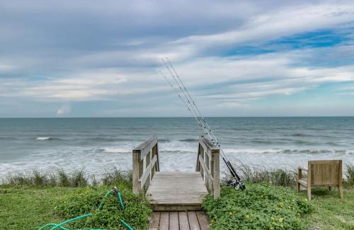 Floridana Beach House | Oceanfront Elegance - Luxurious 6BR Beach House with Hot tub & spacious Balcony and Breathtaking Views!