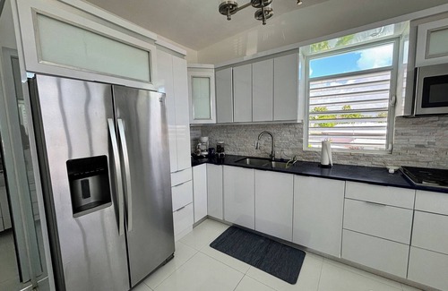 Arroyo House | Oceanfront Escape, Hammocks, Walk to Boardwalk Solar Backup
