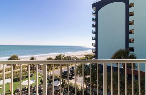 Golden Mile Condo | Oceanfront King Condo 5th Floor with Breakfast