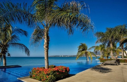 Bucerias Condo | Oceanfront Luxury Condo - Best Location In Bucerias