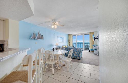 Almont House | Oceanfront Oasis 1002